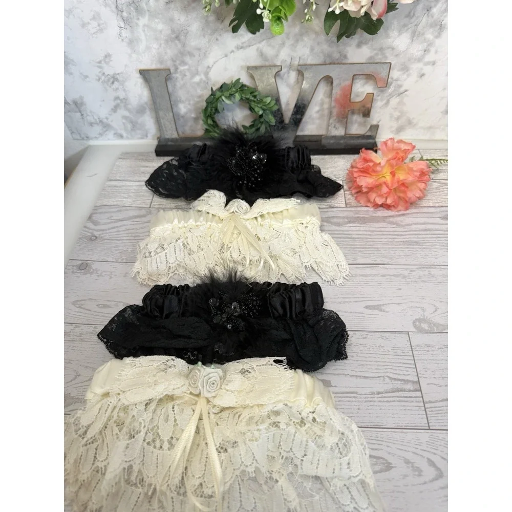 Vintage Victoria's Secret Black‎ Lace Feathers Leg Garter Bride Wedding Y2K EUC